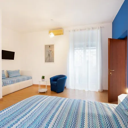 Into Vico Apartment *