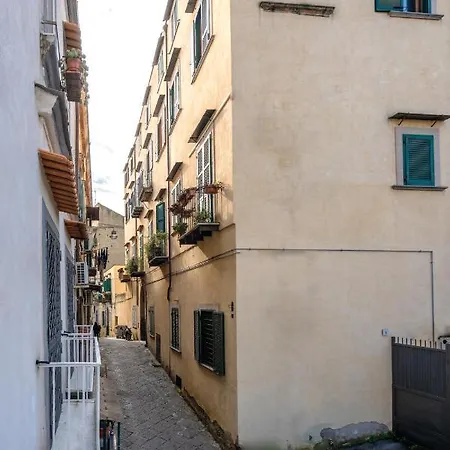 Into Vico Naples